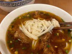 -矮子粉店1985·长沙米粉(湘春路店)