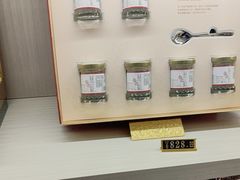 -燕庭·纯燕窝·甜品下午茶(南京西路店)