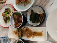 -浅深(世茂滨江精品店)
