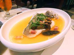 -港丽餐厅(高德置地店)