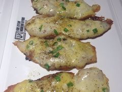 -HIHE Bistro·Oyster Bar(华熙live店)