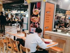 -大食代美食广场(上海中心店)