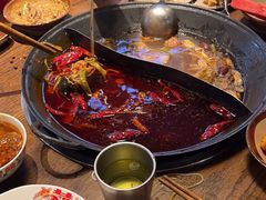 -萍姐火锅·公路夜市(武汉首店)