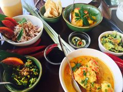 -DiAtas by Art Cafe Bumbu Bali