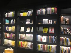 -阅西安新华书店(翠华南路店)