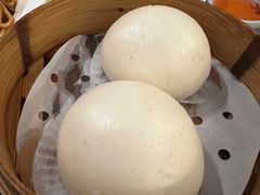 土豪金流沙包-维园悦谱·海派家常菜(乌鲁木齐南路店)