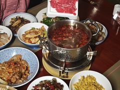 -元一希尔顿酒店·鲜切牛肉火锅禅自助餐厅