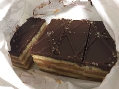 -哈氏上海哈尔滨食品厂(汇联商厦天钥桥路店)