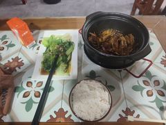 -阿灶卤煮老店·姜母鸭(五店市总店)