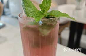 Raspberry Soda