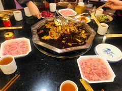 -九尺赵老四鲜鹅肠火锅