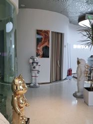-In Style Hair Salon