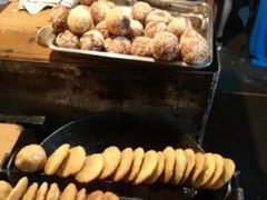 -正宁路小吃夜市