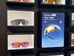 -LensCrafters亮视点·OAKLEY精选(静安嘉里中心店)