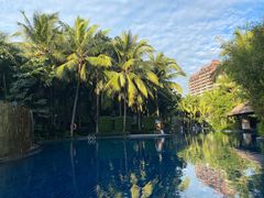 -三亚湾海居铂尔曼度假酒店