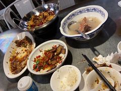 -大碗厨 25年老字号 现炒湘菜(四季天地店)