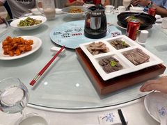 -香山湖家家宴(中山陵店)