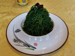 炝拌草原沙葱-德乐海蒙餐