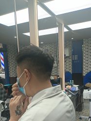 -大人物·男士理发馆
