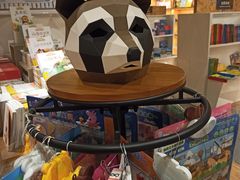 -新华里咖啡书吧(新华书店小寨店)