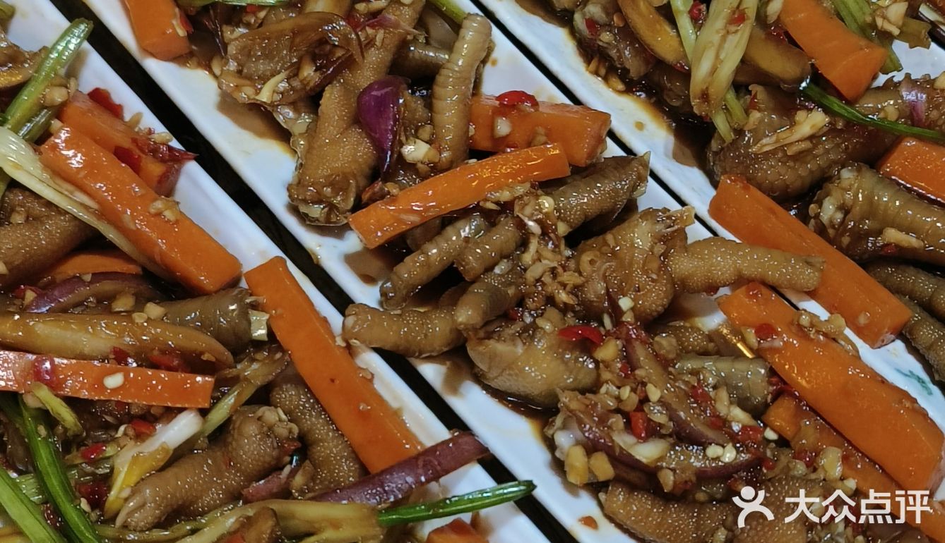 玉林好吃到扶墙出的酸汤火锅店，在这里！
