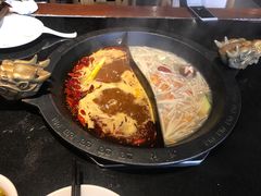 -重庆德庄火锅(体育中心店)