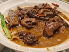 -老铺人家酒店(紫荆名流店)