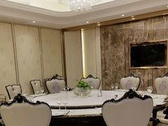 -沪华海鲜大酒楼(南汇店)