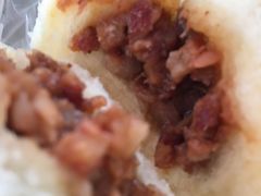 昆明冠生园奶香老面叉烧包-昆明冠生园·蛋糕·面包(南强街店)