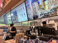 -霸王茶姬(上海静安大悦城店)
