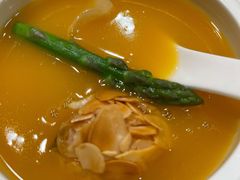 浓汁鱼翅汤-申粤轩酒楼·三十年粤菜经典(丁香花园店)