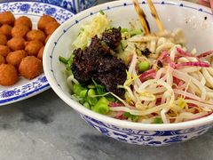 肉丁小碗干炸炸酱面-海碗居(牡丹园店)