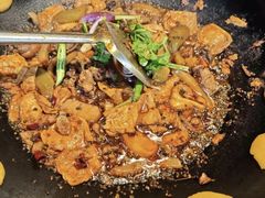 -咊记茅草棚柴火鸡(乌当店)