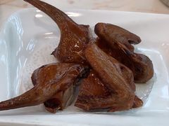 脆皮乳鸽-金时代顺风大酒店(南桥百联店)