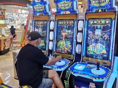 -汤姆熊欢乐世界(莘庄龙之梦店)