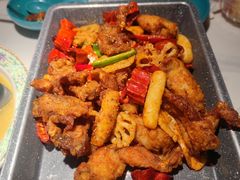 -荷塘秋月·本帮江浙菜(国权路店)