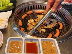 -豚豚猪村烤肉·韩国烤肉(总店)