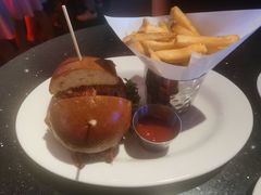 牛肉培根汉堡-Chili's Cafe&Bar奇利斯(滨江店)
