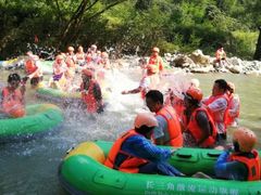 -雅鲁激流探险漂流