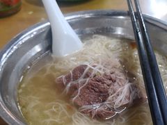 牛排线面-达道武仔牛肉店(广达路店)