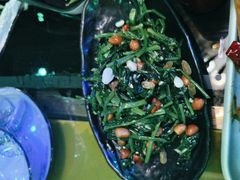 -路边边地标烧烤·川菜·小龙虾·音乐酒馆(良乡长虹店)