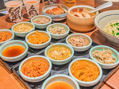 -蟹黄鱼·海派深夜面馆(巨鹿路店)