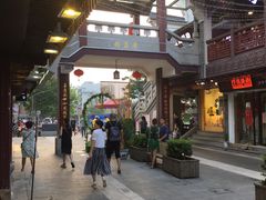 -炙韩料理·部队锅专门店