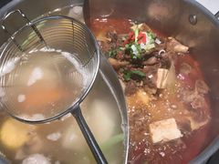 -左庭右院鲜牛肉火锅(浦江欢乐颂店)