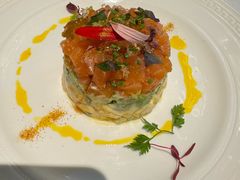 -Mogul Eatery·大亨餐酒馆