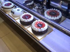 -红跑车蛋糕世界(网巾市店)