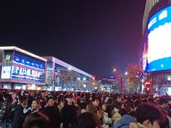 -杭州西湖银泰百货