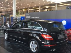 -天津波士信达奔驰4S店(卫津南路店)