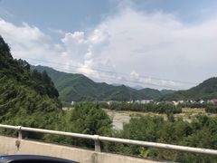 -雅鲁激流探险漂流