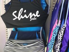 -小海豚国际游泳培训中心(浦东塘桥店)